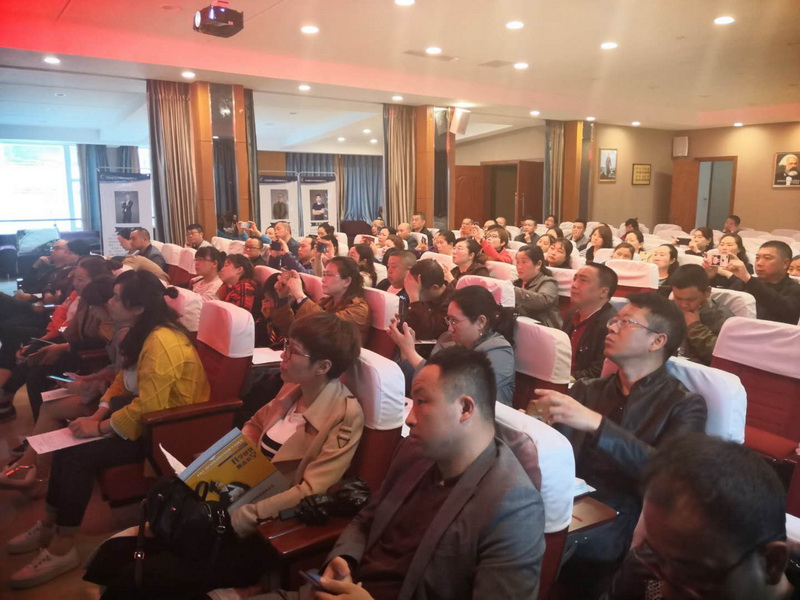 【讲座现场】升空教育2019升学规划大讲堂(江油站)